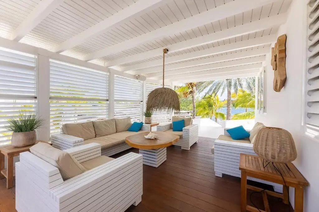 Tropical Luxury & Private Beach - La Villa Blanca 빌렘스타트